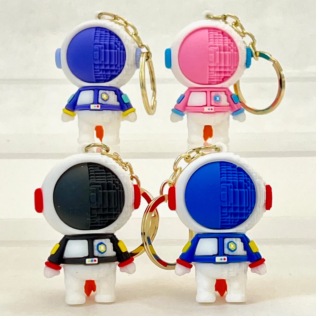 12001 ASTRONAUT KEY CHARM-12